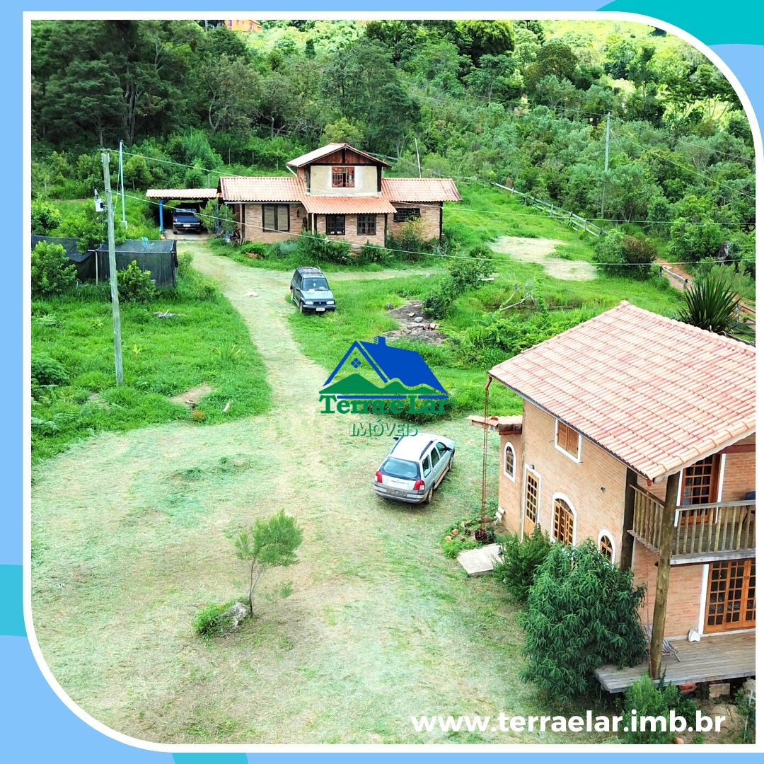 Casa de 3 quartos, no bairro Zona Rural, em Aiuruoca | Eu Corretor