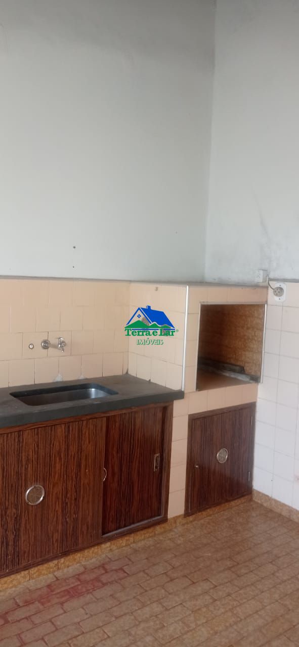 Casa com 4 Dormitórios à venda, 663 m² por R$ 640.000,00 Casa com 4 Dormitórios à venda, 663 m² por R$ 640.000,00