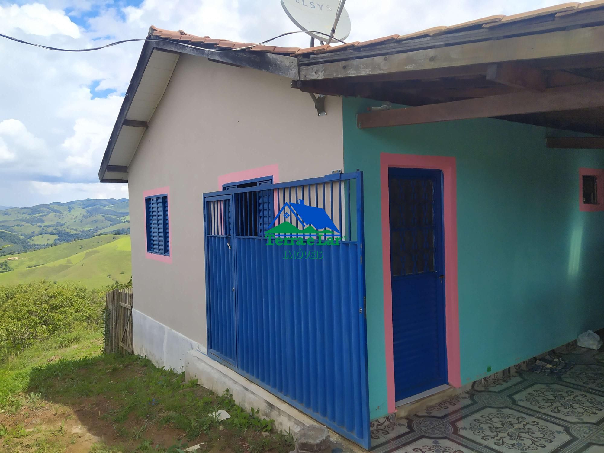 Casa de 3 quartos, 240m² no bairro Zona Rural, em Aiuruoca | Eu Corretor