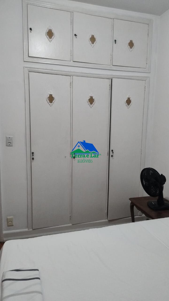 Casa com 4 Dormitórios à venda, 220 m² por R$ 980.000,00 Casa com 4 Dormitórios à venda, 220 m² por R$ 980.000,00
