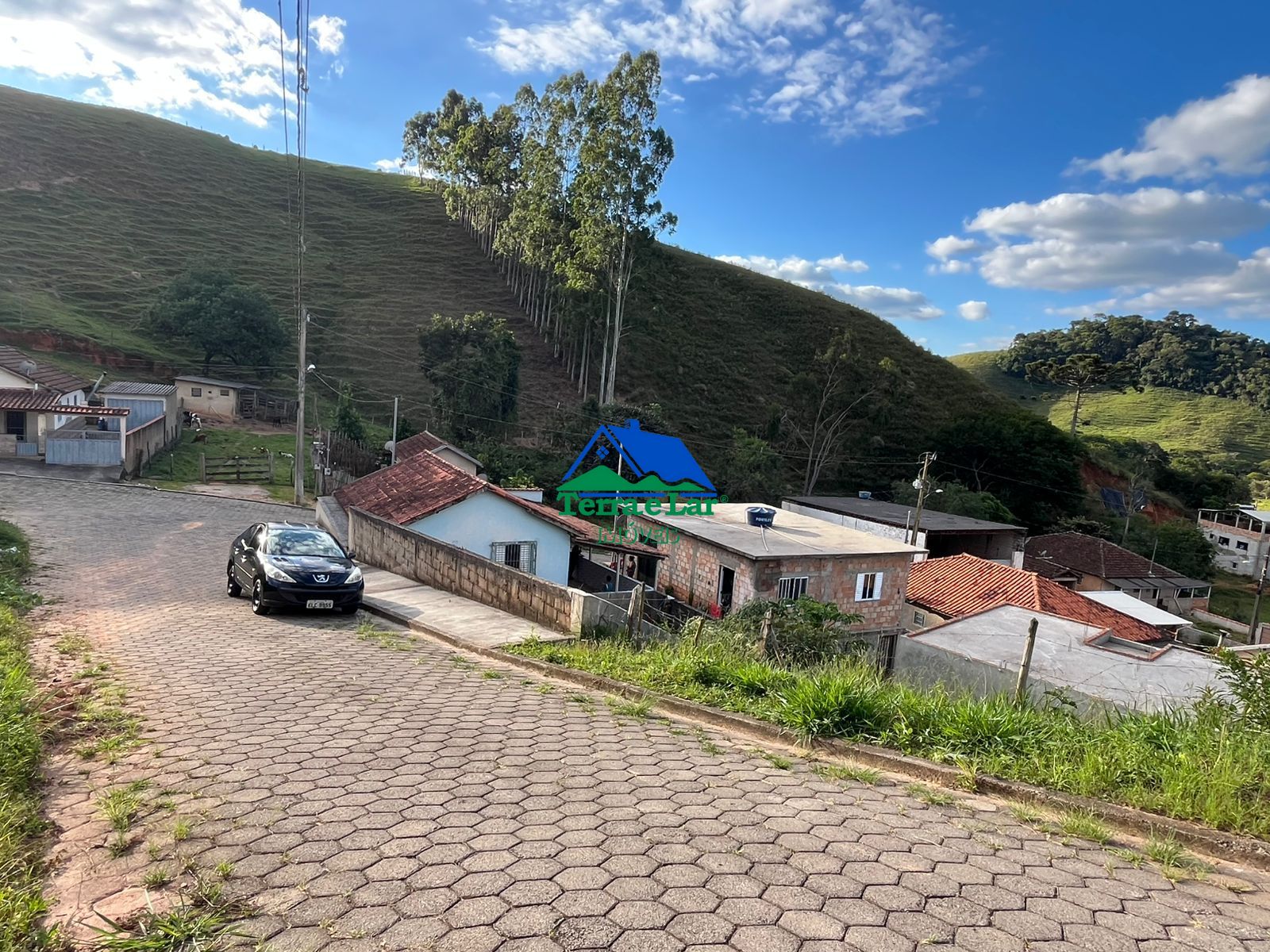 Lote/Terreno de 350m² no bairro Centro, em Carvalhos | Eu Corretor