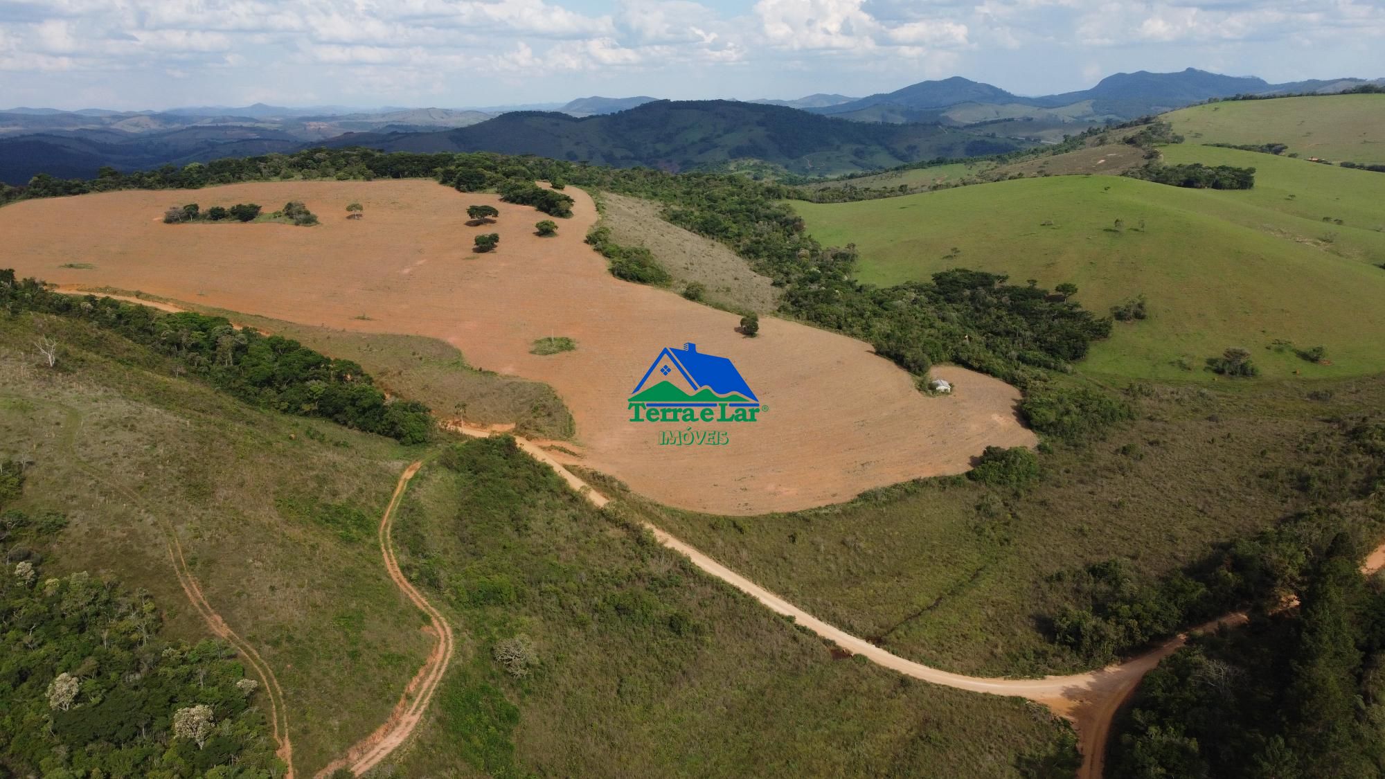 Fazenda à venda com 6 quartos, 10m² - Foto 12