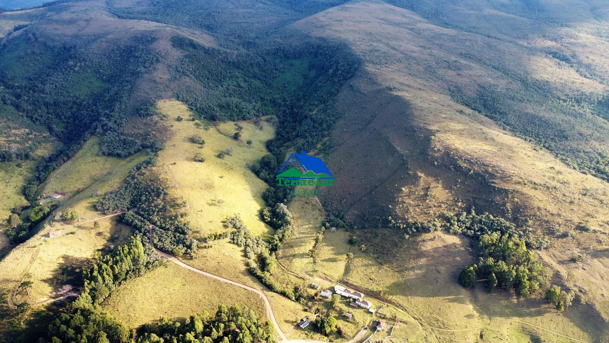 Terreno à venda, 340000m² - Foto 1