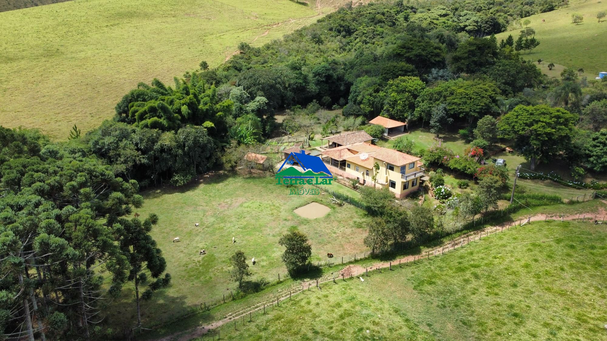 Fazenda/sítio/chácara/haras à venda  no Zona Rural - Aiuruoca, MG. Imóveis