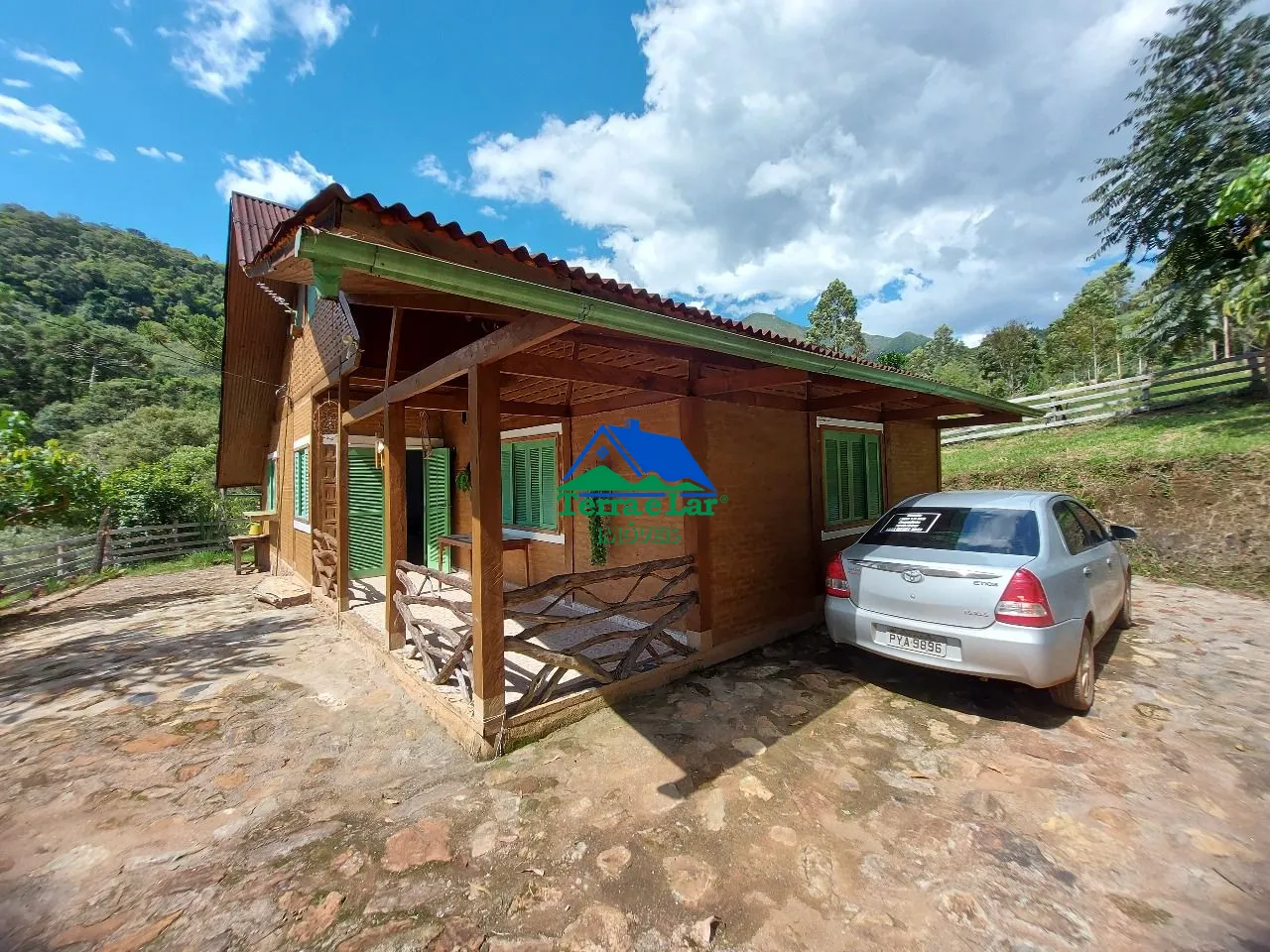 Fazenda/sítio/chácara/haras à venda  no Zona Rural - Aiuruoca, MG. Imóveis