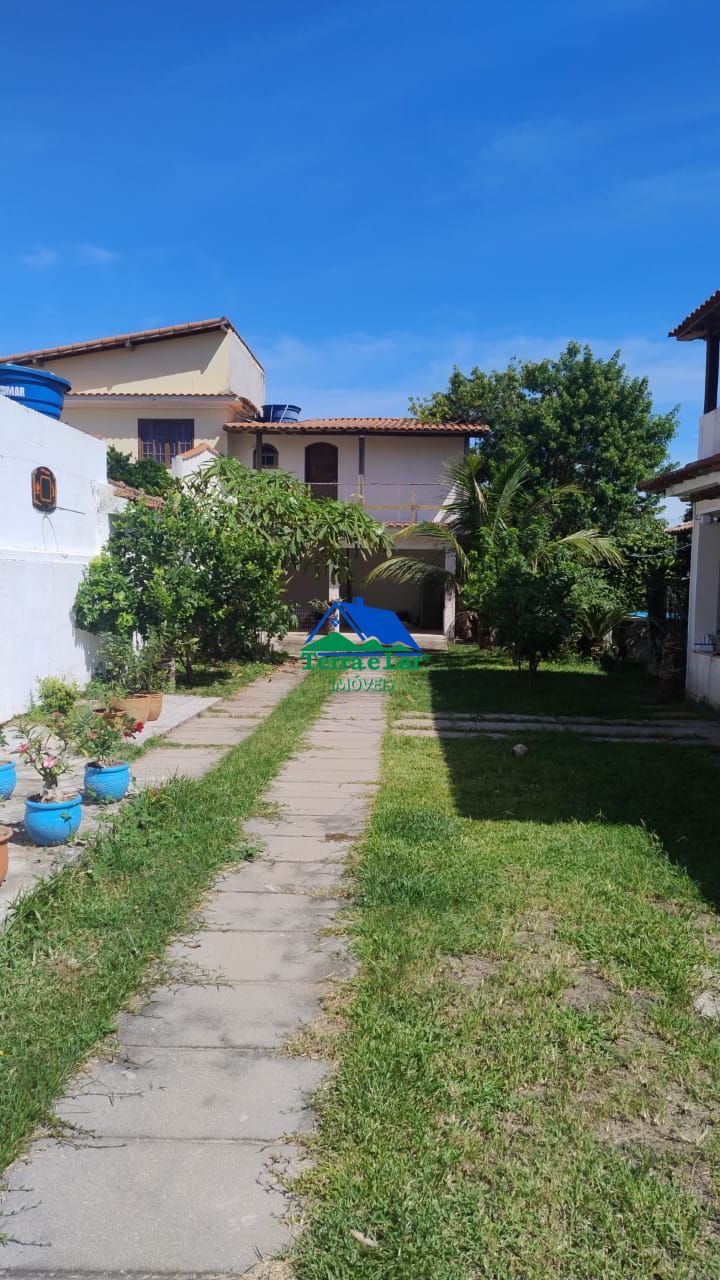 Casa com 4 Dormitórios à venda, 220 m² por R$ 980.000,00 Casa com 4 Dormitórios à venda, 220 m² por R$ 980.000,00