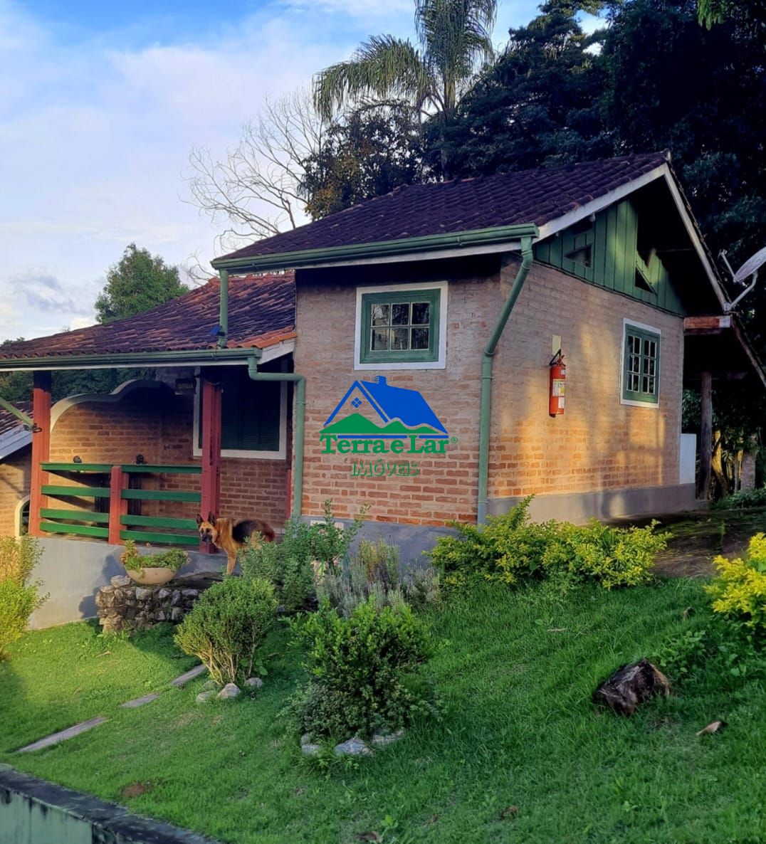 Casa em condomínio para alugar  no Centro - Aiuruoca, MG. Imóveis
