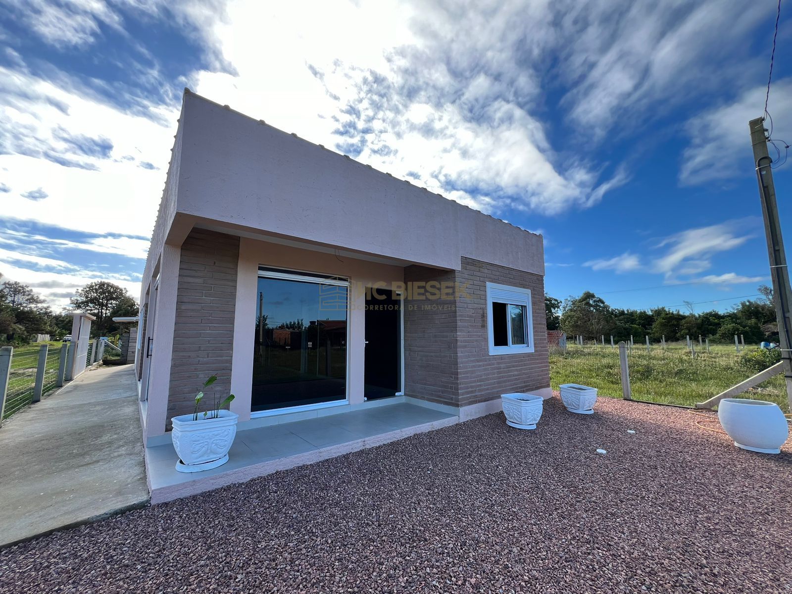 Casa  venda  no Balnerio Atlntico - Arroio do Sal, RS. Imveis