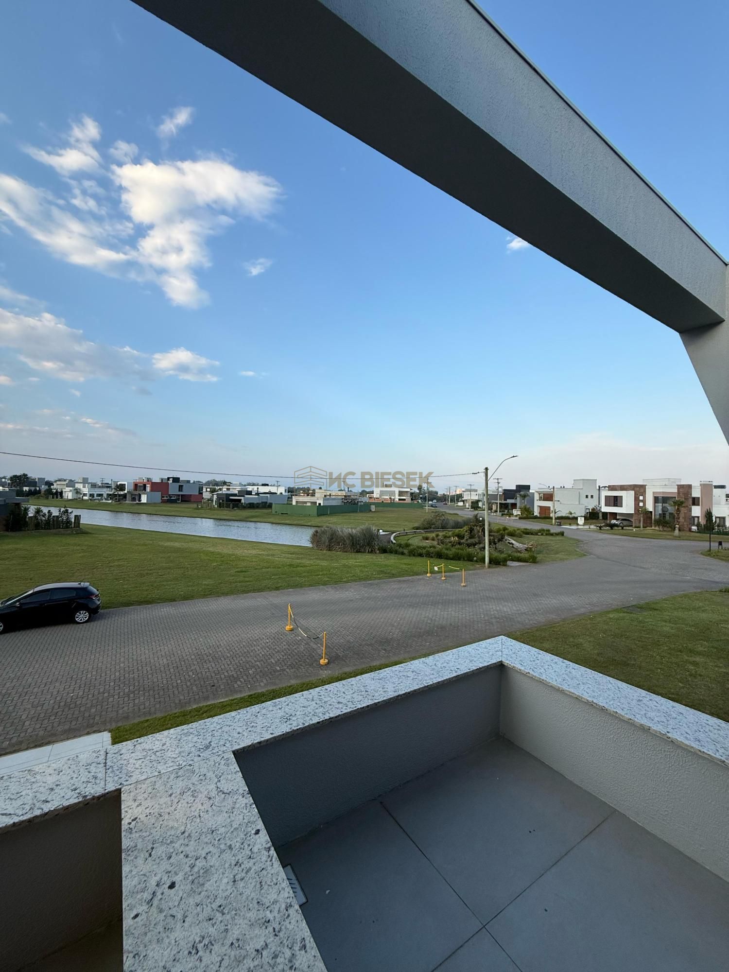 Casa de Condomínio à venda com 4 quartos, 330m² - Foto 12