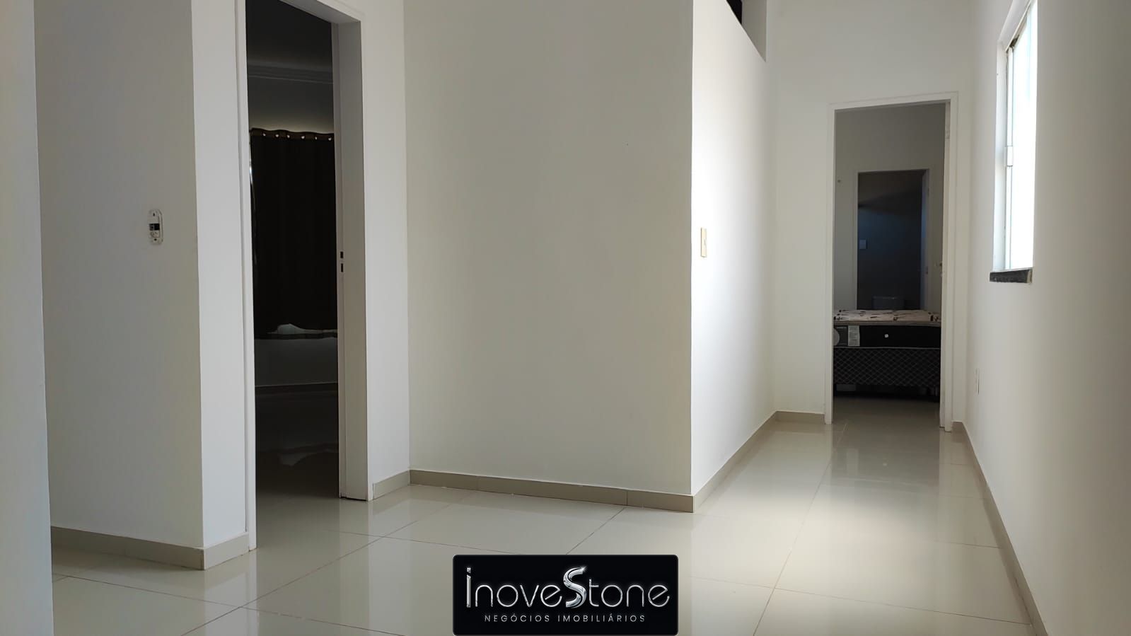 Casa à venda com 4 quartos, 270m² - Foto 23