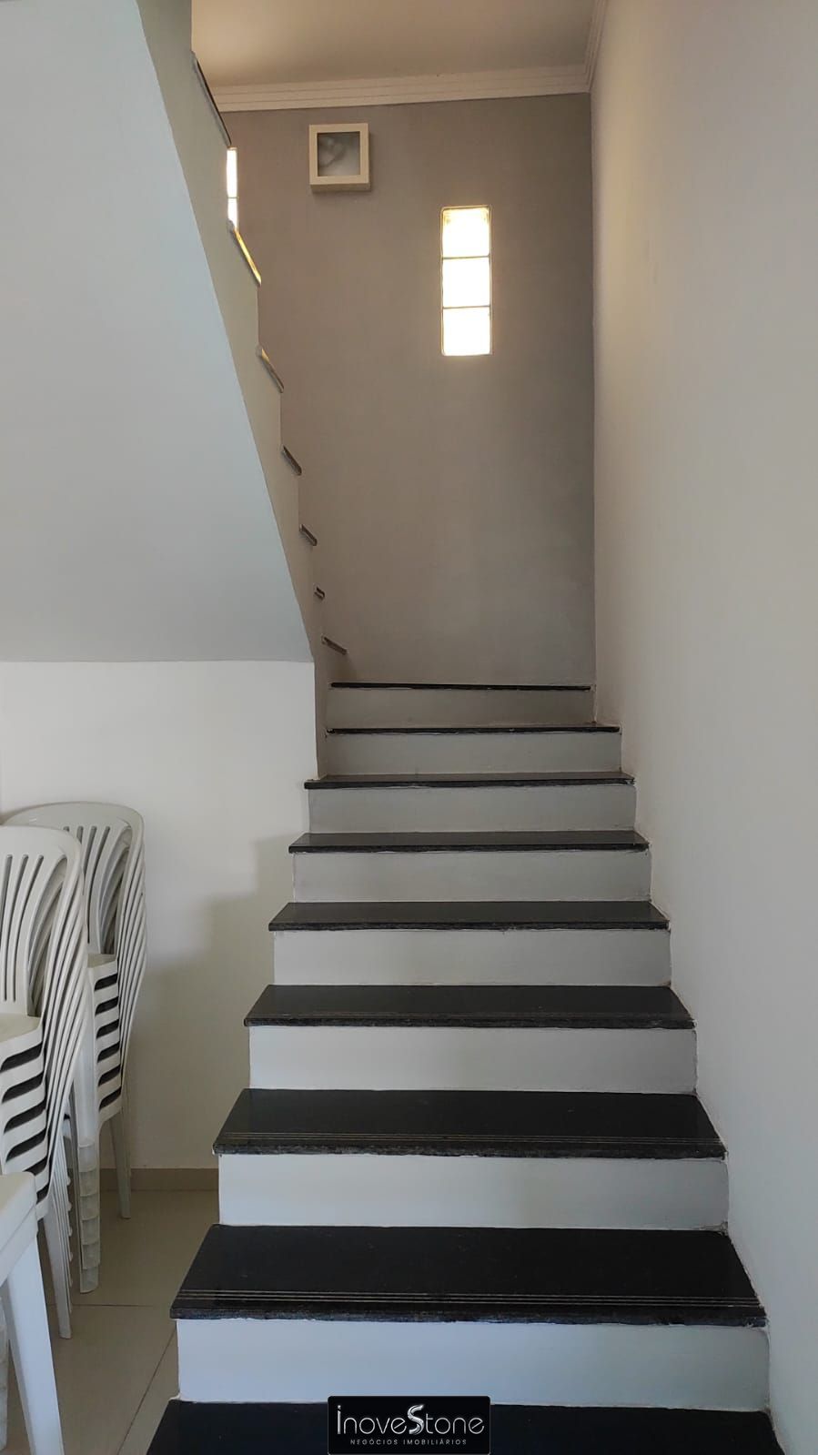 Casa à venda com 4 quartos, 270m² - Foto 17