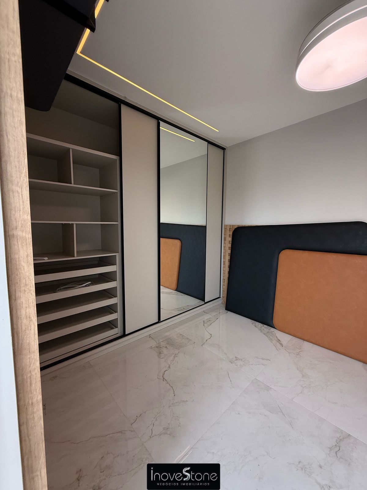 Casa de Condomínio à venda com 4 quartos, 298m² - Foto 10