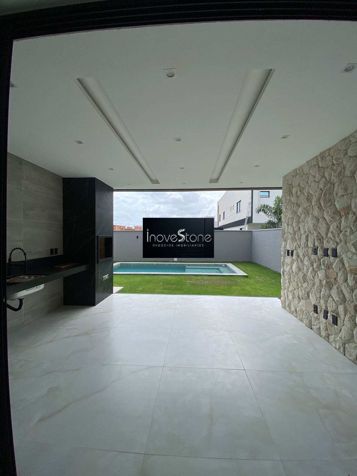 Casa de Condomínio à venda com 3 quartos, 252m² - Foto 16