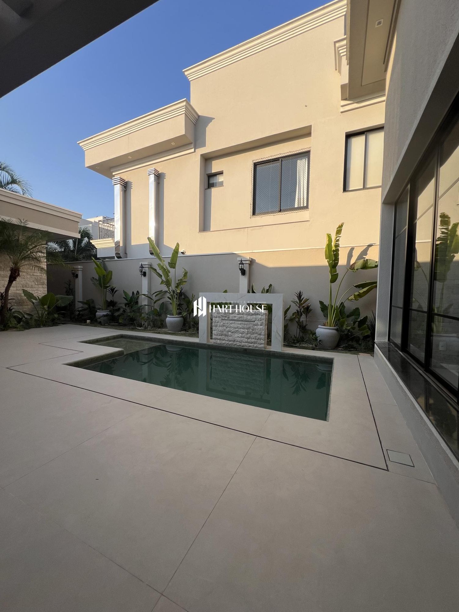 Casa em condomínio com 3 Dormitórios à venda, 250 m² por R$ 3.800.000,00 Casa em condomínio com 3 Dormitórios à venda, 250 m² por R$ 3.800.000,00