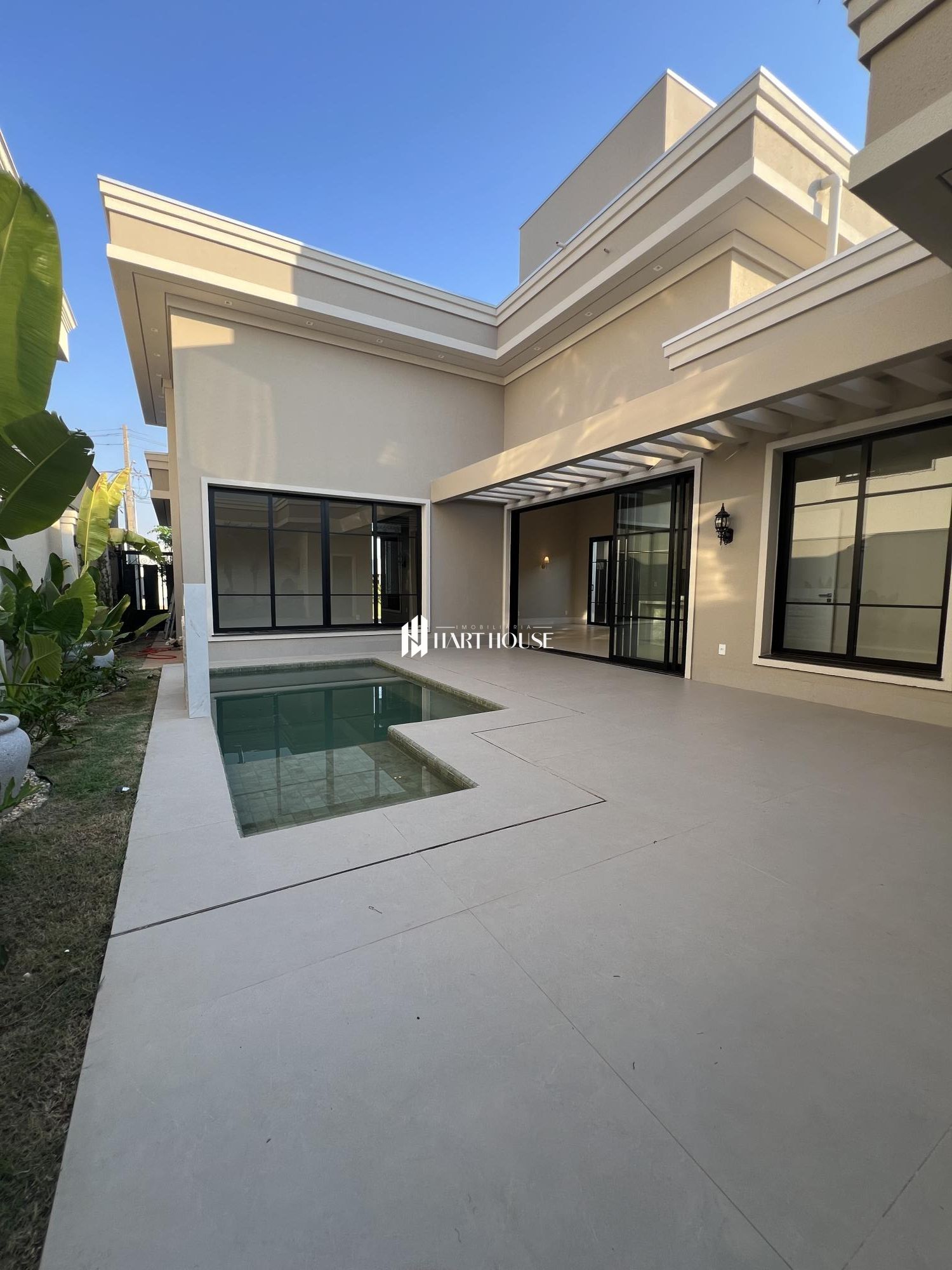 Casa em condomínio com 3 Dormitórios à venda, 250 m² por R$ 3.800.000,00 Casa em condomínio com 3 Dormitórios à venda, 250 m² por R$ 3.800.000,00