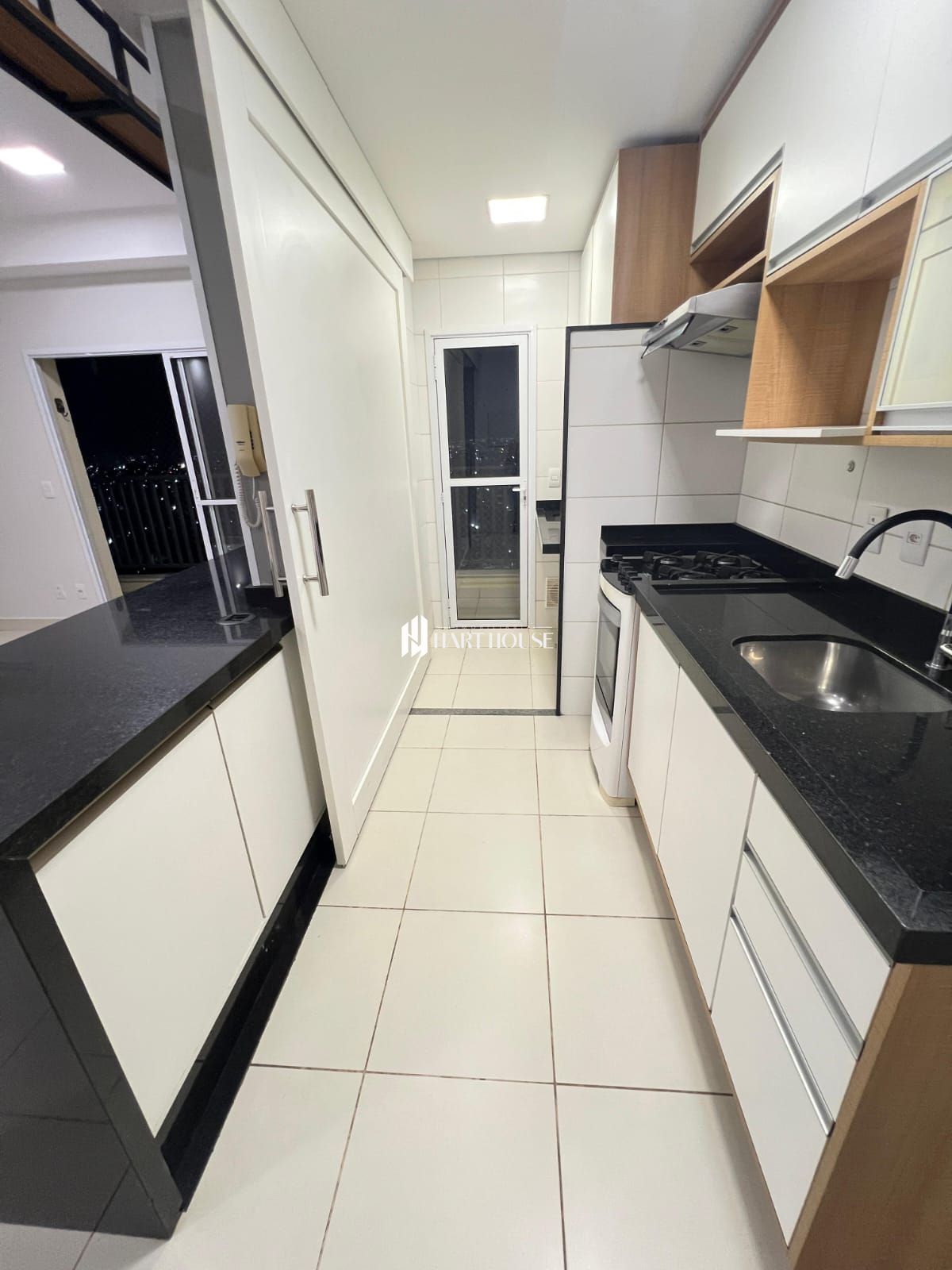 Apartamento com 2 Dormitórios para alugar, 72 m² por R$ 3.500,00 Apartamento com 2 Dormitórios para alugar, 72 m² por R$ 3.500,00