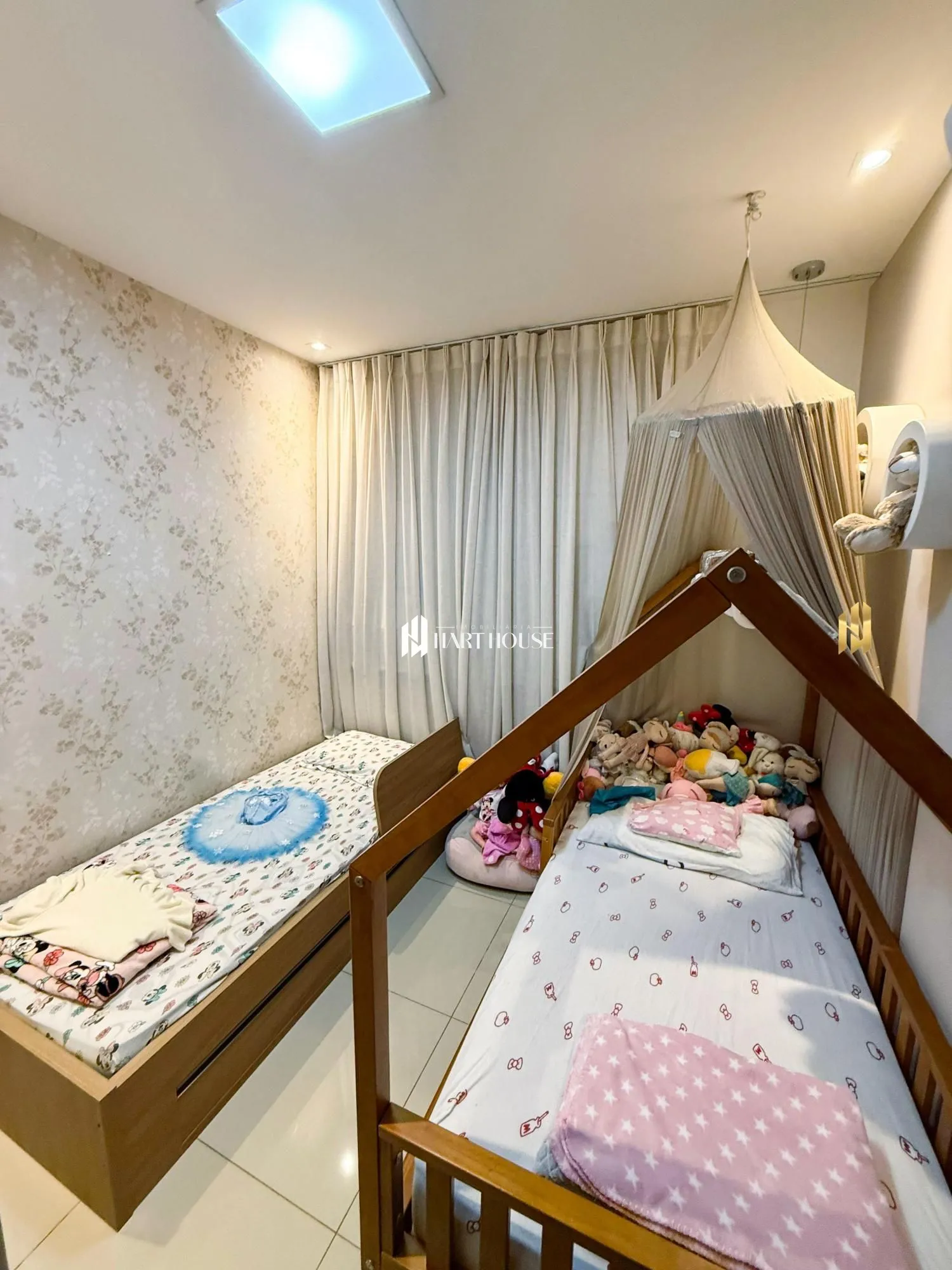 Apartamento com 3 Dormitórios à venda, 110 m² por R$ 950.000,00 Apartamento com 3 Dormitórios à venda, 110 m² por R$ 950.000,00
