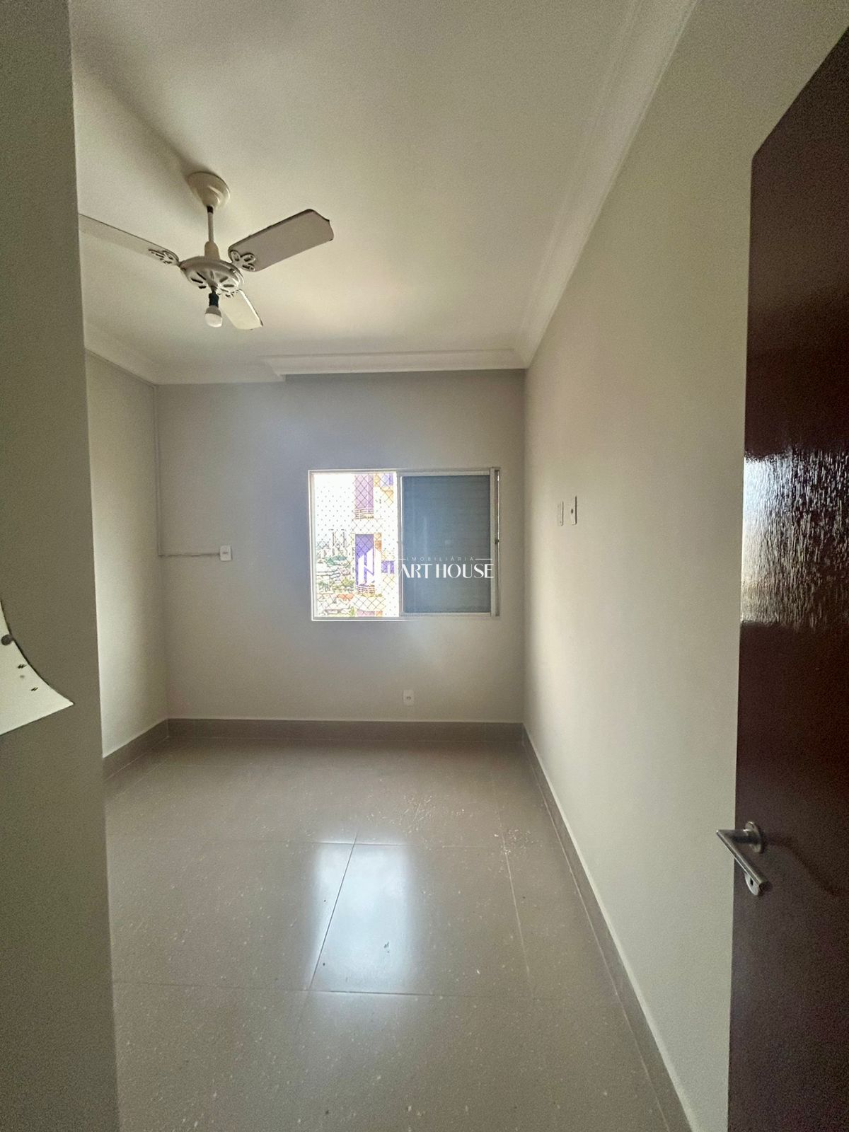 Apartamento com 3 Dormitórios para alugar, 115 m² por R$ 2.700,00 Apartamento com 3 Dormitórios para alugar, 115 m² por R$ 2.700,00