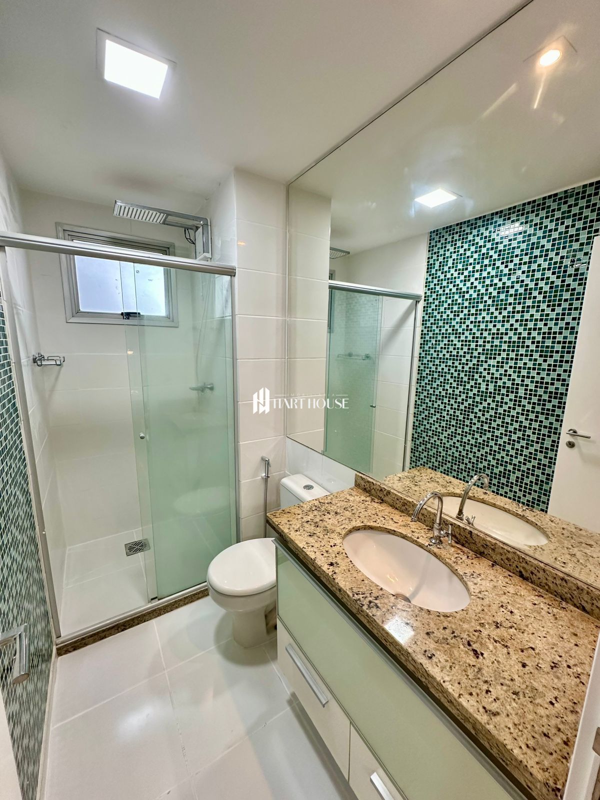 Apartamento com 3 Dormitórios para alugar, 106 m² por R$ 5.680,00 Apartamento com 3 Dormitórios para alugar, 106 m² por R$ 5.680,00