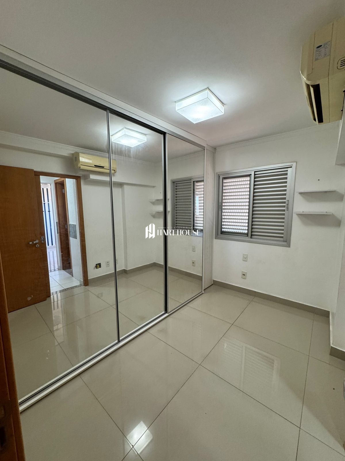 Apartamento com 3 Dormitórios para alugar, 81 m² por R$ 4.500,00 Apartamento com 3 Dormitórios para alugar, 81 m² por R$ 4.500,00