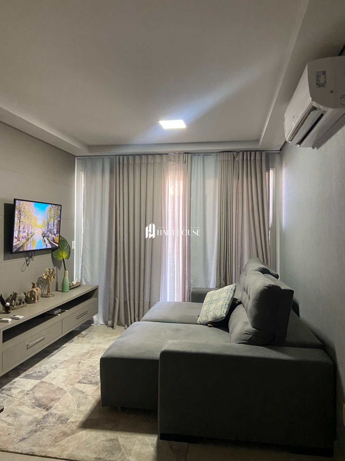 Apartamento com 2 Dormitórios para alugar, 88 m² por R$ 5.500,00 Apartamento com 2 Dormitórios para alugar, 88 m² por R$ 5.500,00