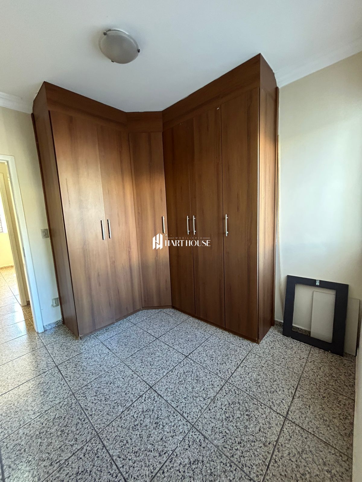 Apartamento com 4 Dormitórios para alugar, 143 m² por R$ 2.000,00 Apartamento com 4 Dormitórios para alugar, 143 m² por R$ 2.000,00