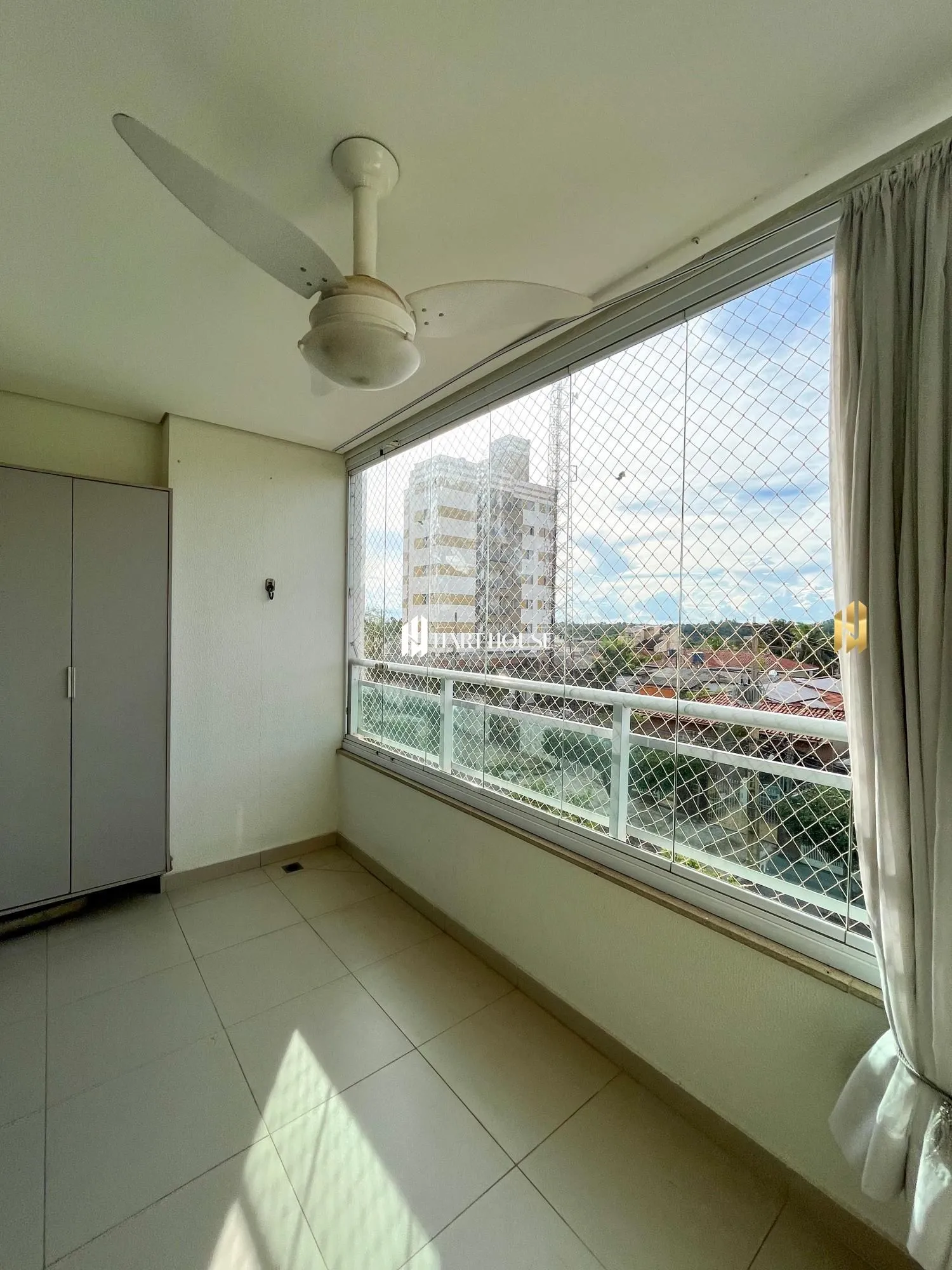 Apartamento com 3 Dormitórios à venda, 98 m² por R$ 750.000,00 Apartamento com 3 Dormitórios à venda, 98 m² por R$ 750.000,00