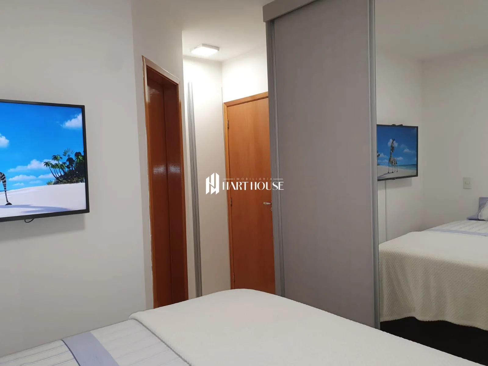 Apartamento com 3 Dormitórios à venda, 70 m² por R$ 430.000,00 Apartamento com 3 Dormitórios à venda, 70 m² por R$ 430.000,00