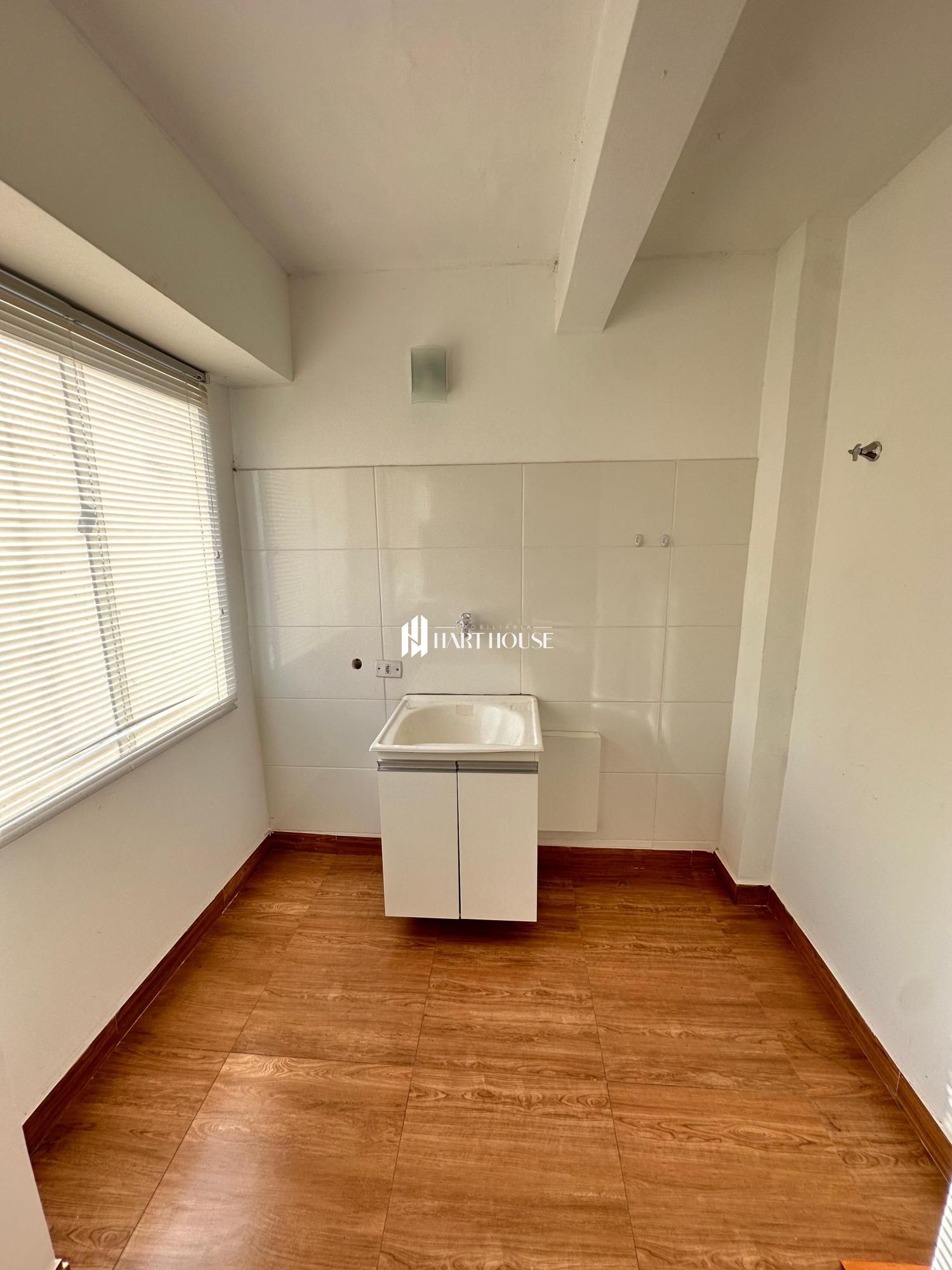 Apartamento com 3 Dormitórios para alugar, 78 m² por R$ 2.000,00 Apartamento com 3 Dormitórios para alugar, 78 m² por R$ 2.000,00