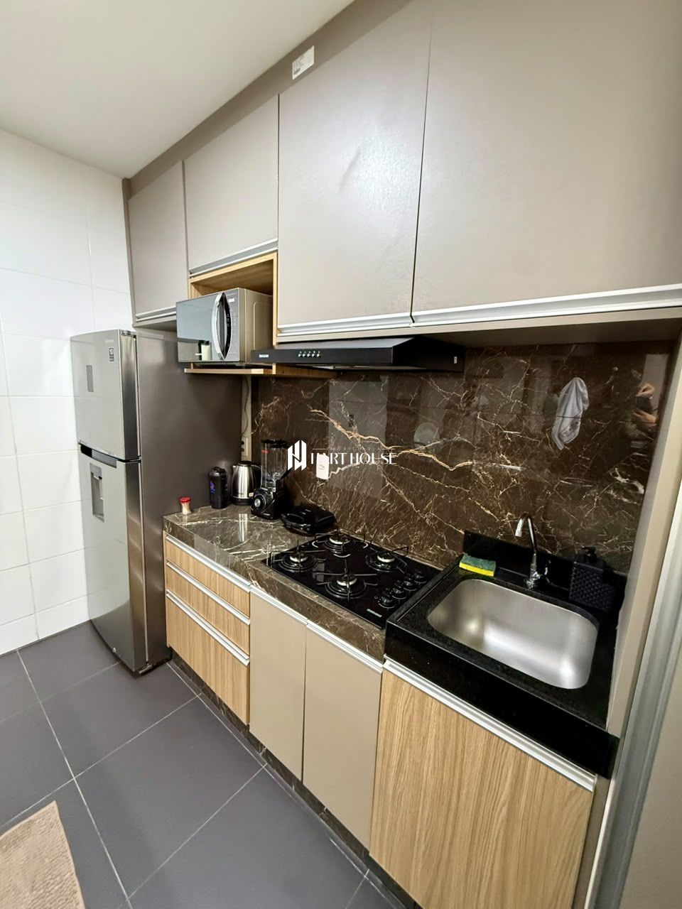 Apartamento com 2 Dormitórios à venda, 46 m² por R$ 145.000,00 Apartamento com 2 Dormitórios à venda, 46 m² por R$ 145.000,00