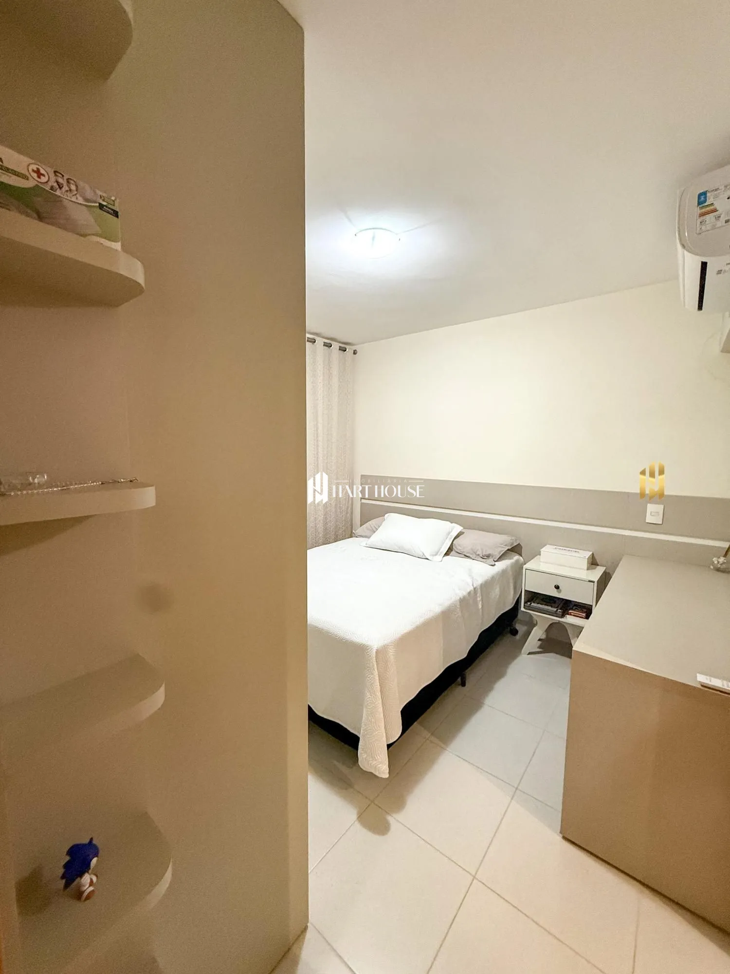 Apartamento com 2 Dormitórios à venda, 64 m² por R$ 570.000,00 Apartamento com 2 Dormitórios à venda, 64 m² por R$ 570.000,00