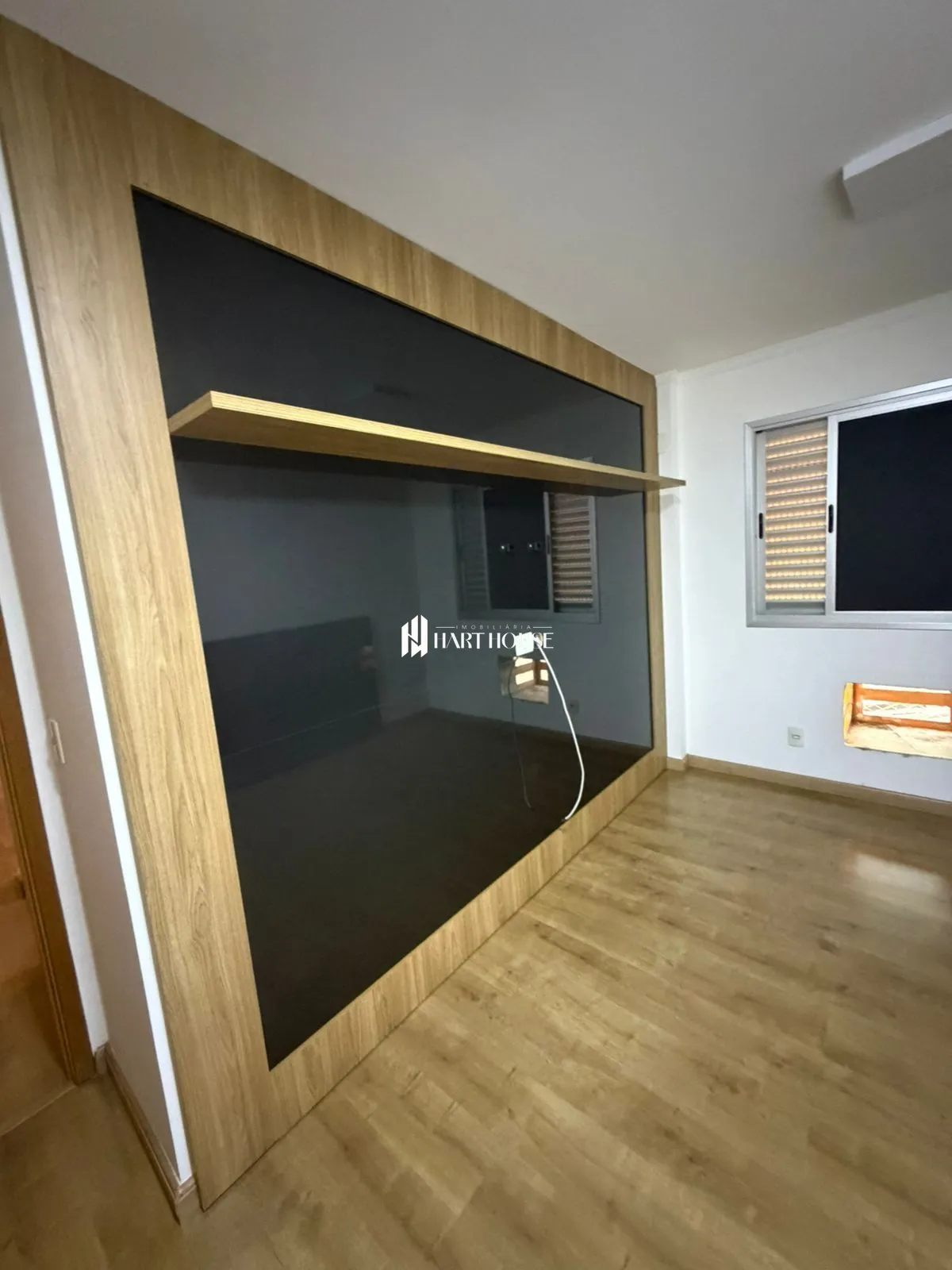 Apartamento com 2 Dormitórios para alugar, 70 m² por R$ 2.750,00 Apartamento com 2 Dormitórios para alugar, 70 m² por R$ 2.750,00