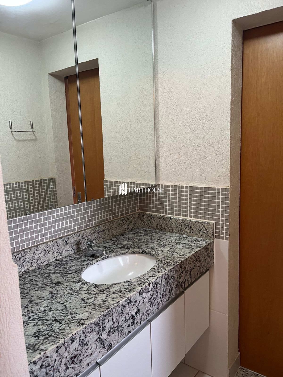 Apartamento com 3 Dormitórios para alugar, 81 m² por R$ 4.200,00 Apartamento com 3 Dormitórios para alugar, 81 m² por R$ 4.200,00