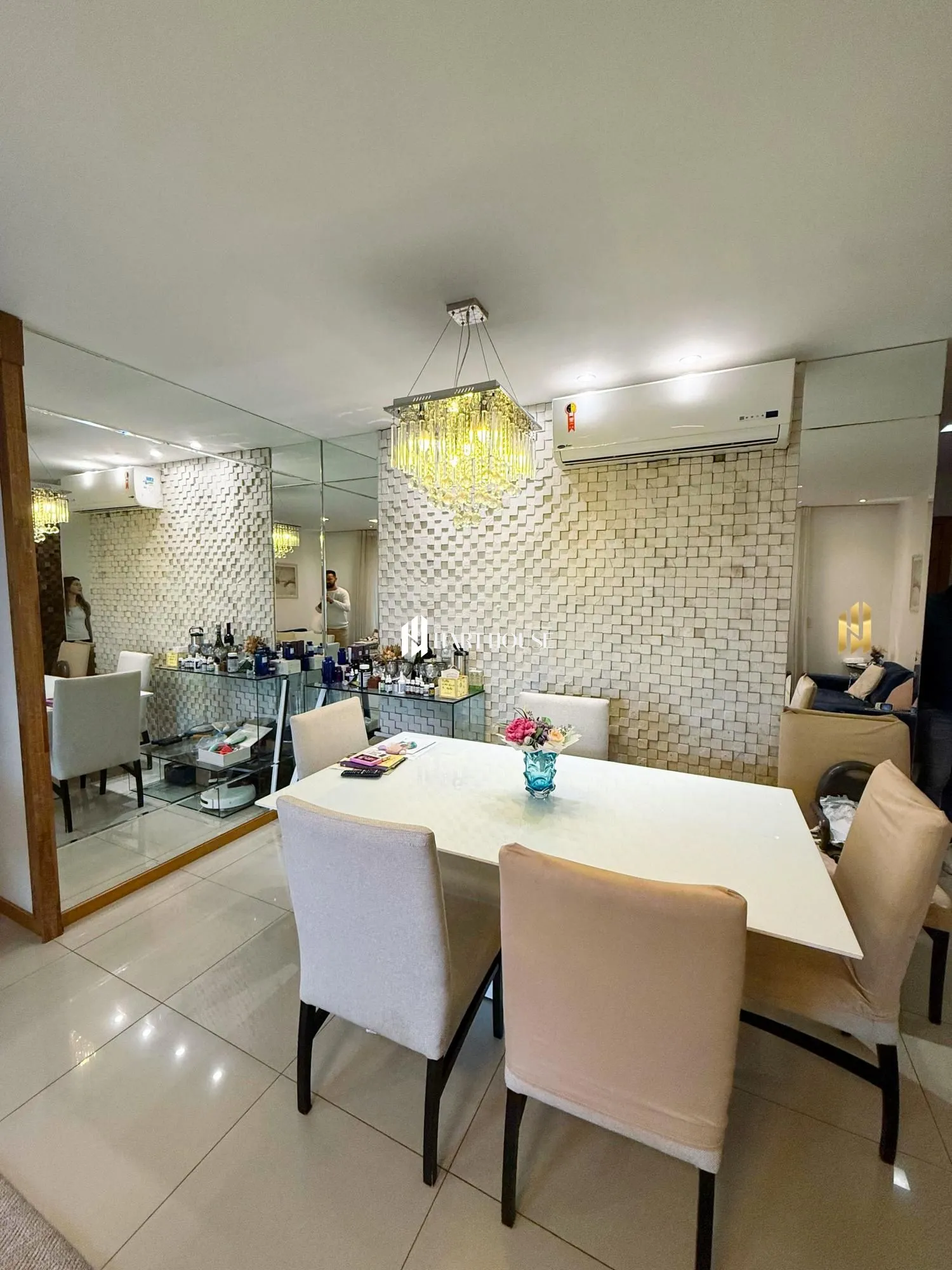 Apartamento com 3 Dormitórios à venda, 110 m² por R$ 950.000,00 Apartamento com 3 Dormitórios à venda, 110 m² por R$ 950.000,00