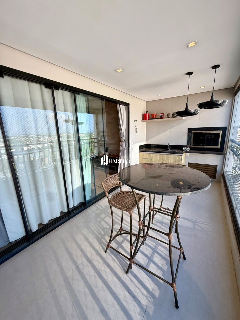 Apartamento com 3 Dormitórios à venda, 148 m² por R$ 999.000,00 Apartamento com 3 Dormitórios à venda, 148 m² por R$ 999.000,00