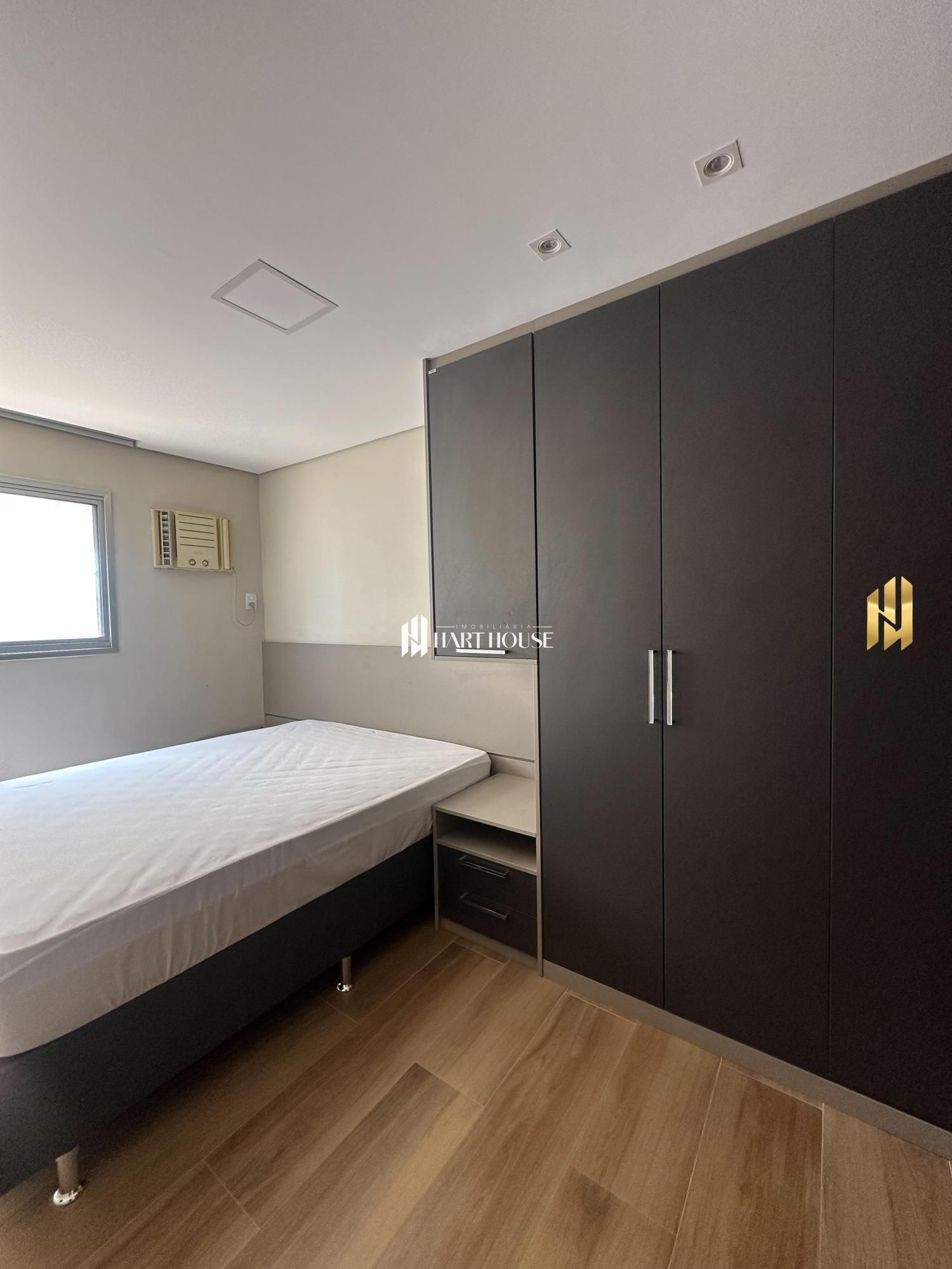 Apartamento com 2 Dormitórios à venda, 50 m² por R$ 358.000,00 Apartamento com 2 Dormitórios à venda, 50 m² por R$ 358.000,00