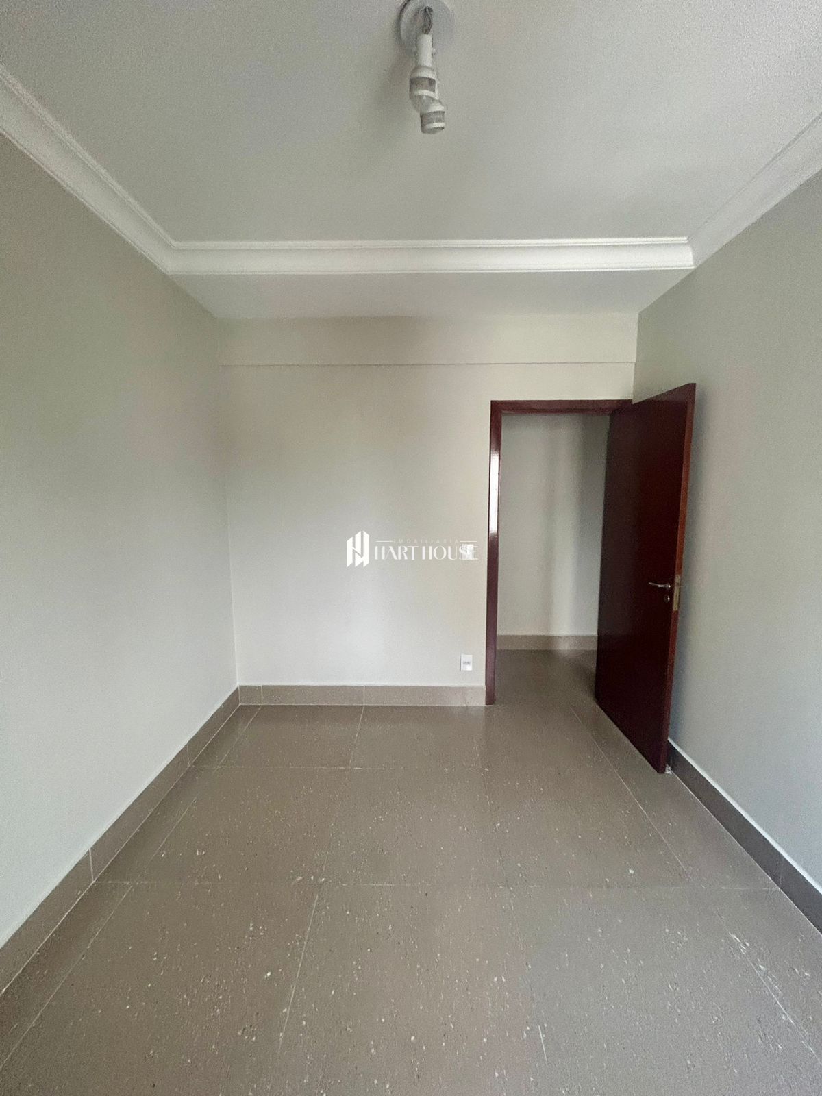 Apartamento com 3 Dormitórios para alugar, 115 m² por R$ 2.700,00 Apartamento com 3 Dormitórios para alugar, 115 m² por R$ 2.700,00