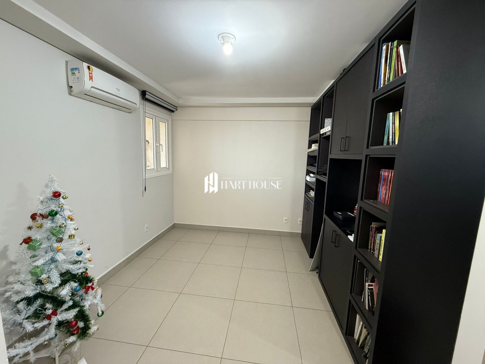 Apartamento com 2 Dormitórios para alugar, 138 m² por R$ 5.900,00 Apartamento com 2 Dormitórios para alugar, 138 m² por R$ 5.900,00