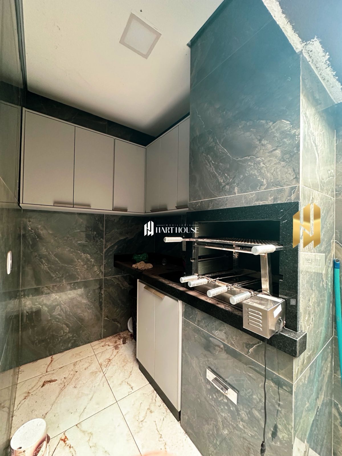 Casa em condomínio com 3 Dormitórios à venda, 148 m² por R$ 420.000,00 Casa em condomínio com 3 Dormitórios à venda, 148 m² por R$ 420.000,00