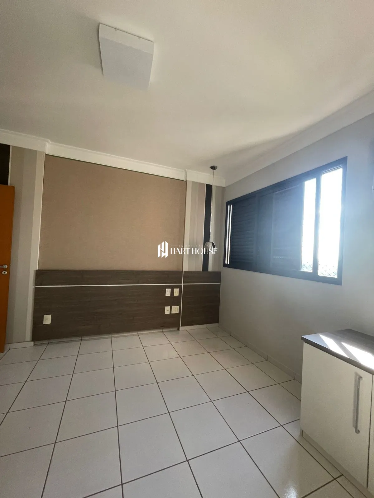 Apartamento com 3 Dormitórios à venda, 148 m² por R$ 950.000,00 Apartamento com 3 Dormitórios à venda, 148 m² por R$ 950.000,00