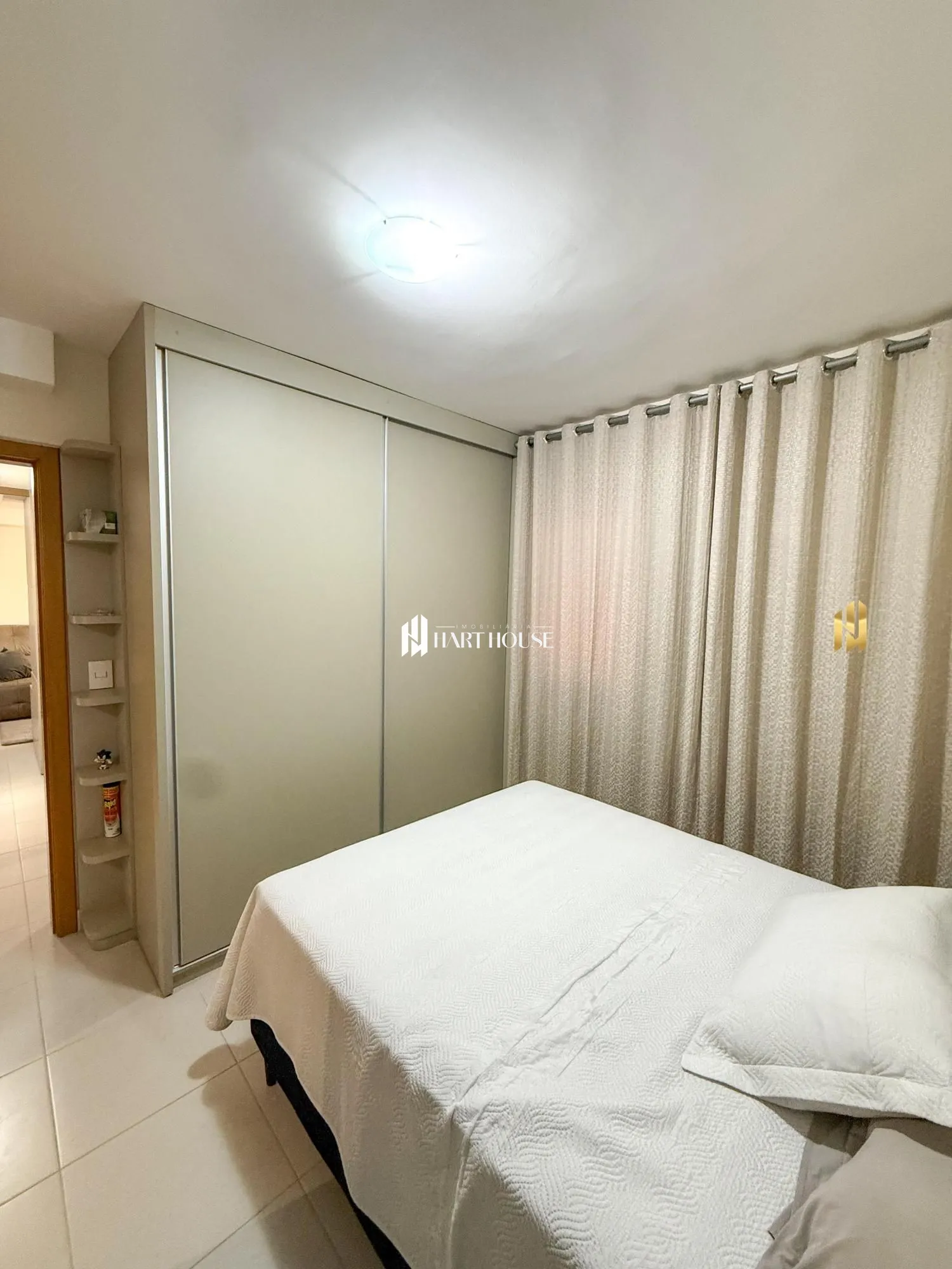 Apartamento com 2 Dormitórios à venda, 64 m² por R$ 570.000,00 Apartamento com 2 Dormitórios à venda, 64 m² por R$ 570.000,00