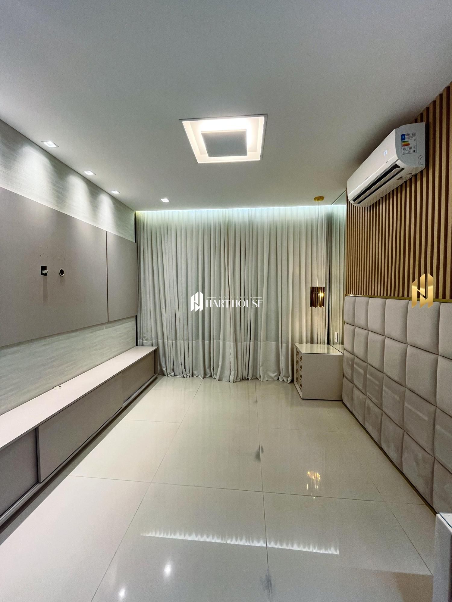 Apartamento com 3 Dormitórios à venda, 168 m² por R$ 2.500.000,00 Apartamento com 3 Dormitórios à venda, 168 m² por R$ 2.500.000,00