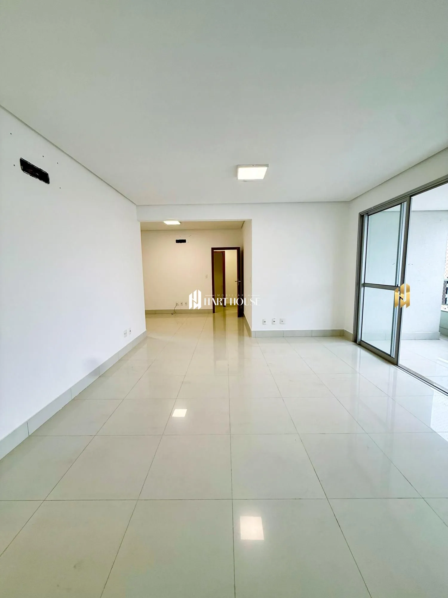 Apartamento com 3 Dormitórios à venda, 136 m² por R$ 1.350.000,00 Apartamento com 3 Dormitórios à venda, 136 m² por R$ 1.350.000,00