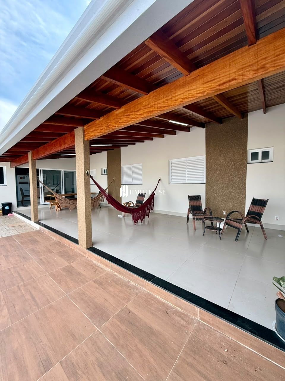 Casa com 3 Dormitórios à venda, 260 m² por R$ 1.100.000,00 Casa com 3 Dormitórios à venda, 260 m² por R$ 1.100.000,00