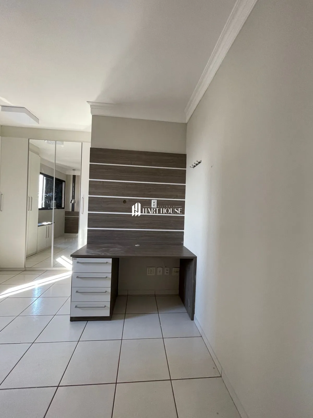 Apartamento com 3 Dormitórios à venda, 148 m² por R$ 950.000,00 Apartamento com 3 Dormitórios à venda, 148 m² por R$ 950.000,00