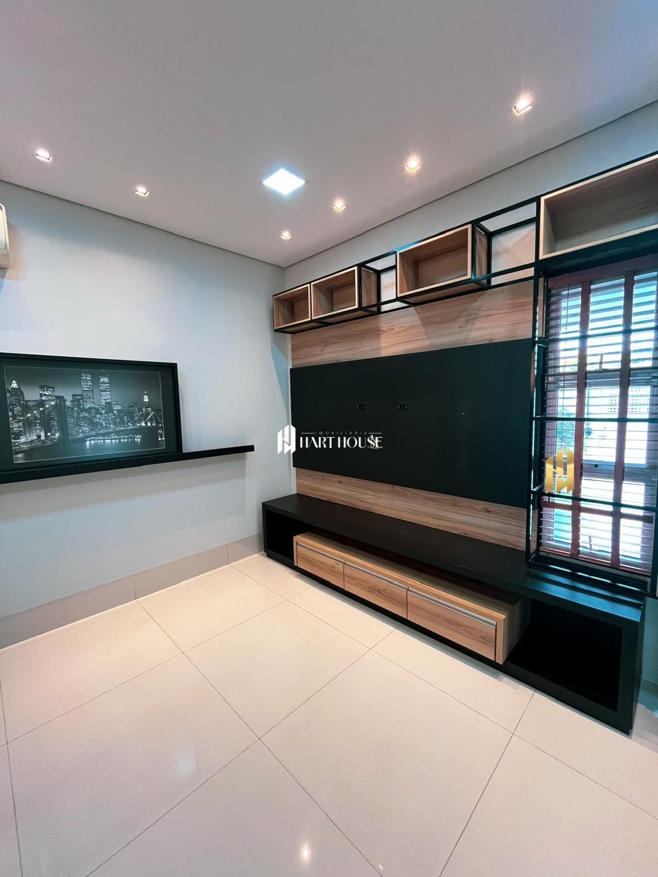 Casa com 3 Dormitórios à venda, 200 m² por R$ 990.000,00 Casa com 3 Dormitórios à venda, 200 m² por R$ 990.000,00