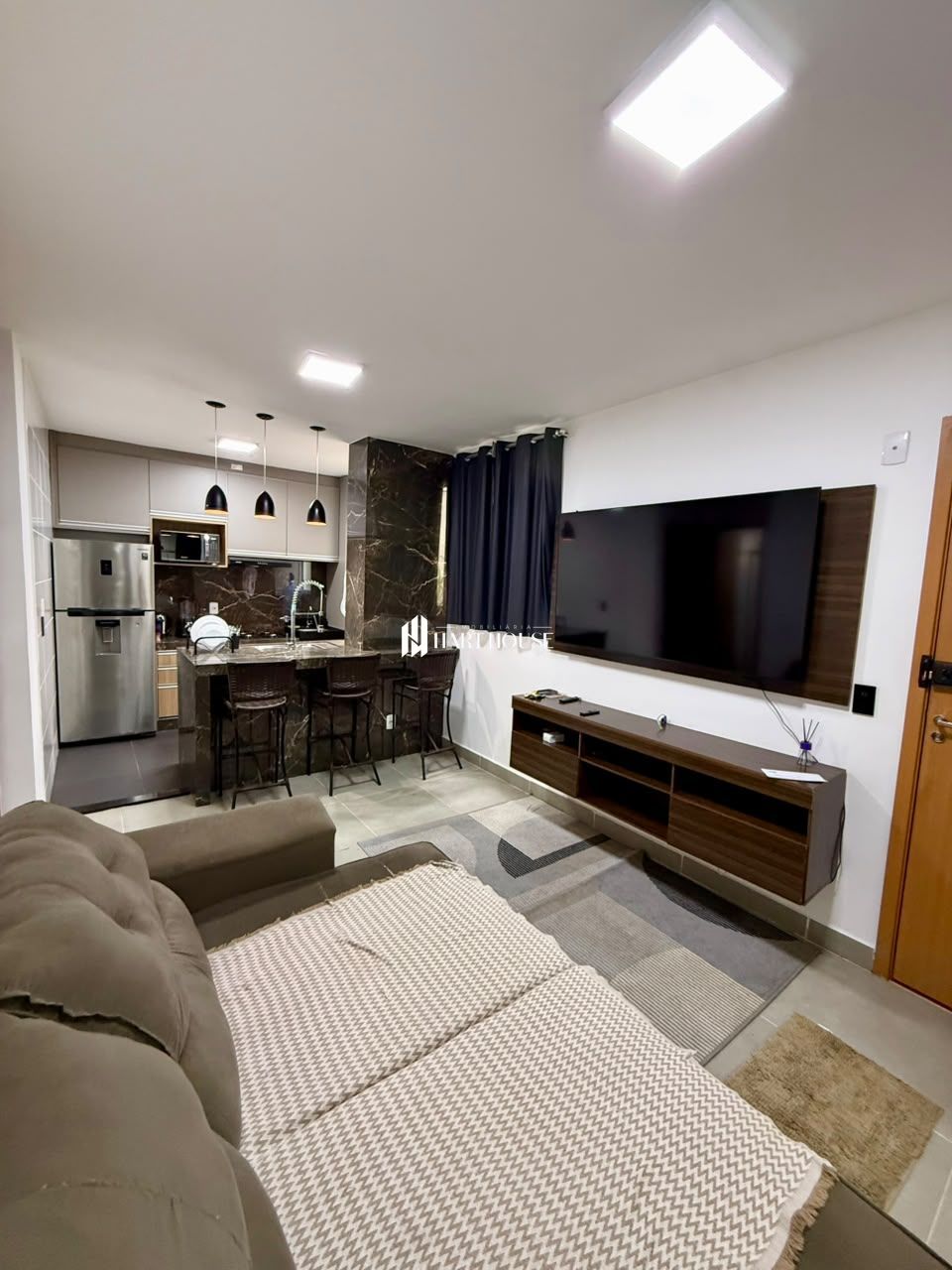 Apartamento com 2 Dormitórios à venda, 46 m² por R$ 145.000,00 Apartamento com 2 Dormitórios à venda, 46 m² por R$ 145.000,00