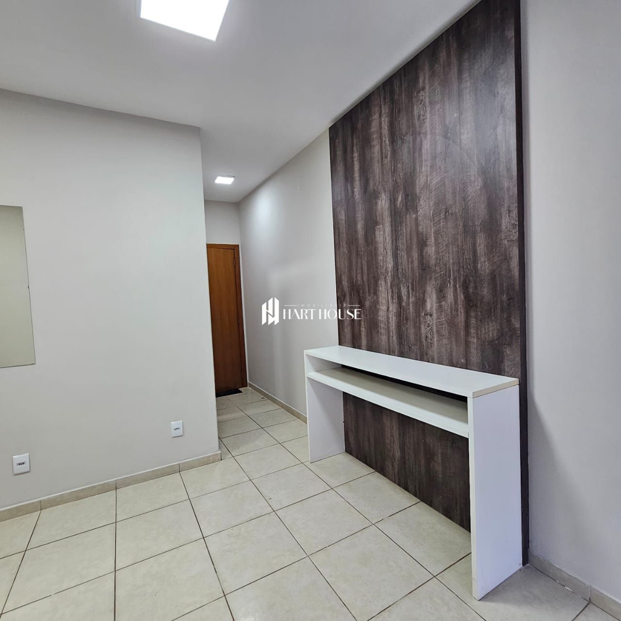 Apartamento com 3 Dormitórios à venda, 84 m² por R$ 370.000,00 Apartamento com 3 Dormitórios à venda, 84 m² por R$ 370.000,00