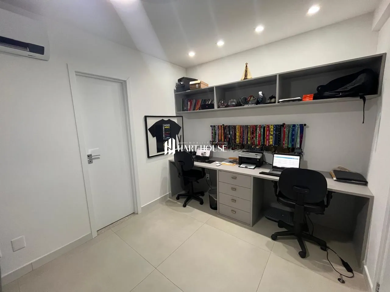 Apartamento com 3 Dormitórios à venda, 137 m² por R$ 1.850.000,00 Apartamento com 3 Dormitórios à venda, 137 m² por R$ 1.850.000,00