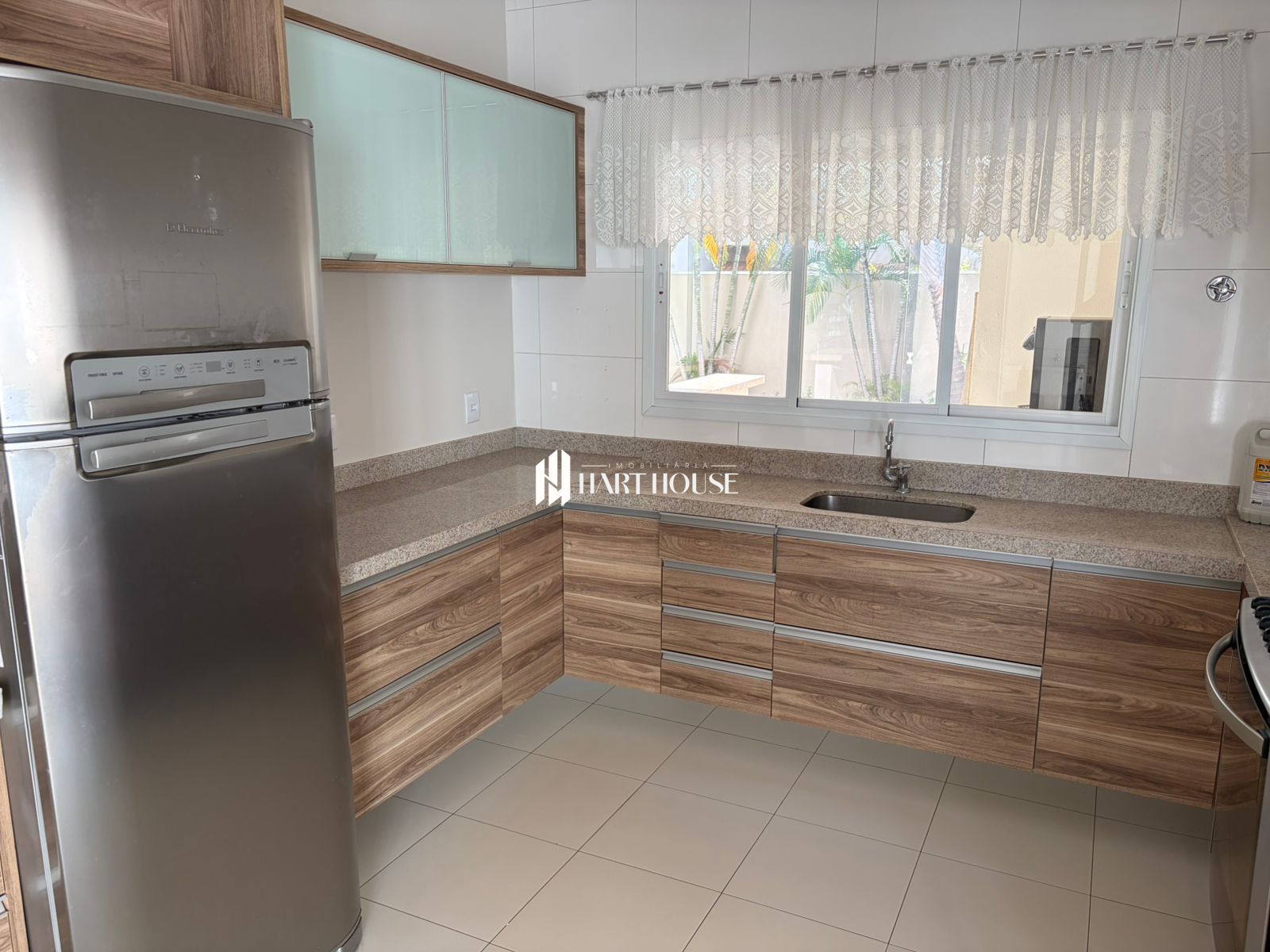 Casa em condomínio com 3 Dormitórios para alugar, 385 m² por R$ 18.000,00 Casa em condomínio com 3 Dormitórios para alugar, 385 m² por R$ 18.000,00